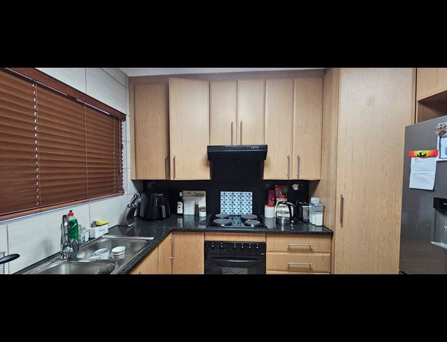 2 BEDROOM TOWNHOUSE FOR SALE IN MEYERSDAL